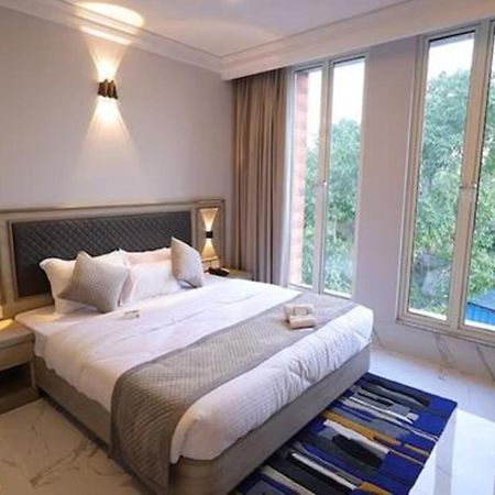 Fabhotel Prime Hampton By Ic'S Noida Eksteriør billede