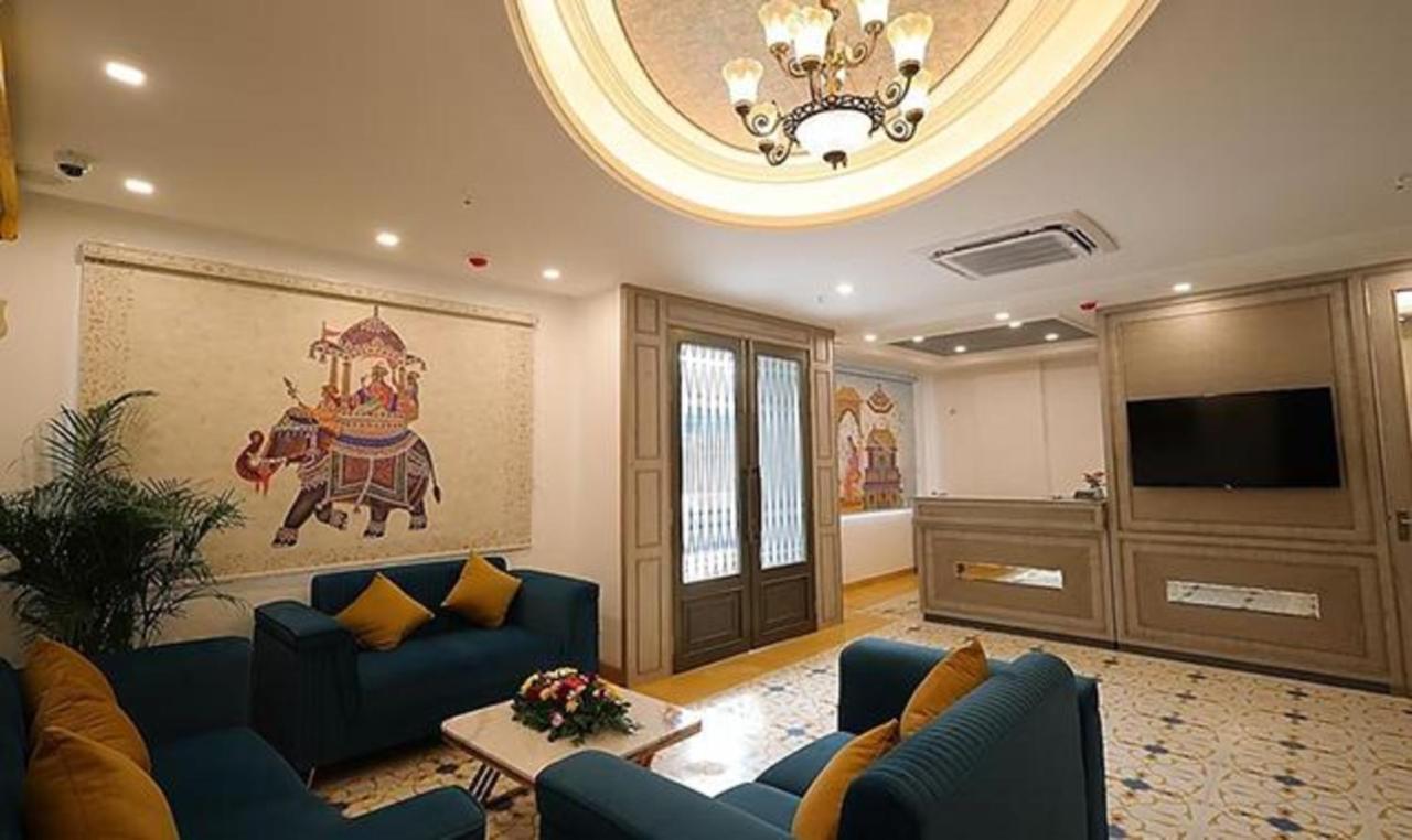 Fabhotel Prime Hampton By Ic'S Noida Eksteriør billede